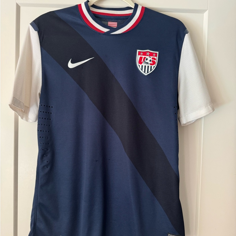 USMNT JERSEY.